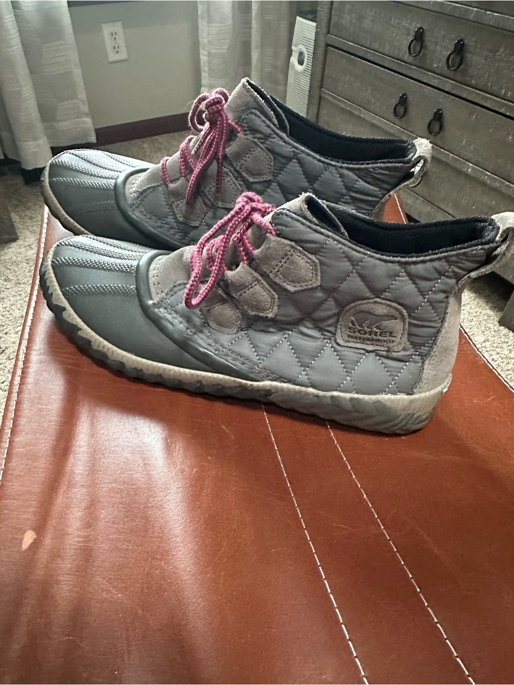 Sorel Kids Quilted Gray Ankle Rain Boots with Pink Laces